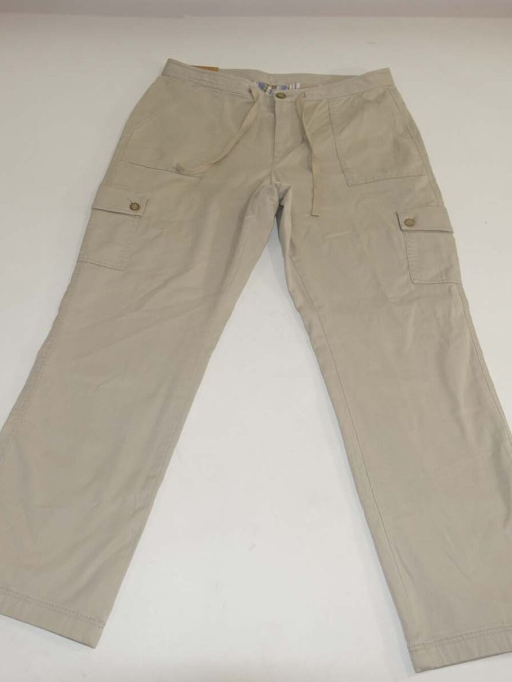 L.L. Bean Women's Flannel Lined Cargo Pants Size 12 Petite Beige Favorite Fit P